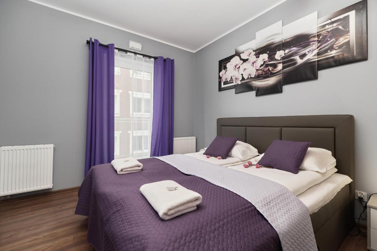 Apartments Wroclaw Jana Pawla II With Free Parking Wroclaw By Noclegi Renters 외부 사진
