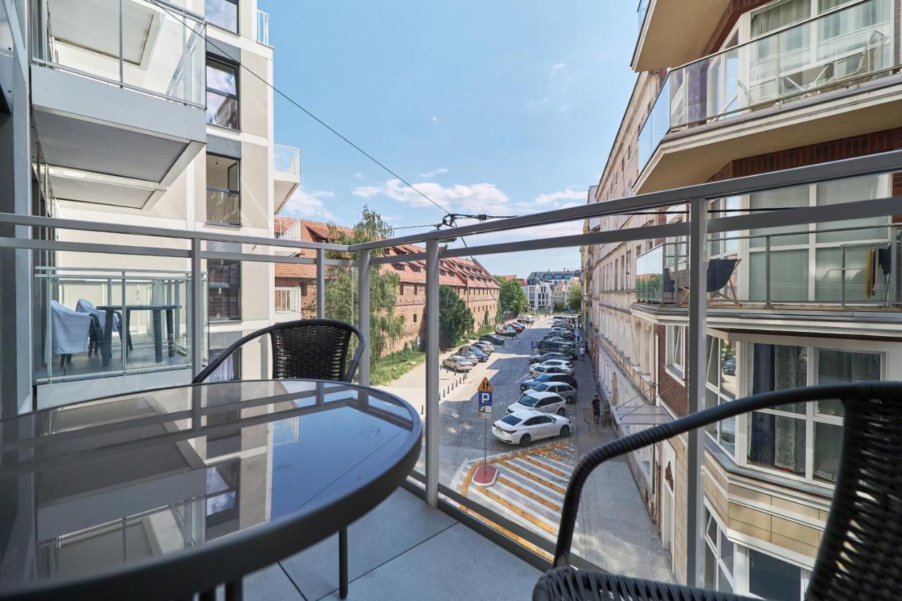 Apartments Wroclaw Jana Pawla II With Free Parking Wroclaw By Noclegi Renters 외부 사진